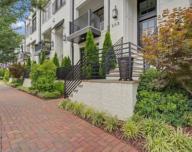 163 E Park Street - Photo Thumbnail 4