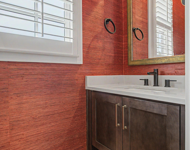 163 E Park Street - Photo Thumbnail 26