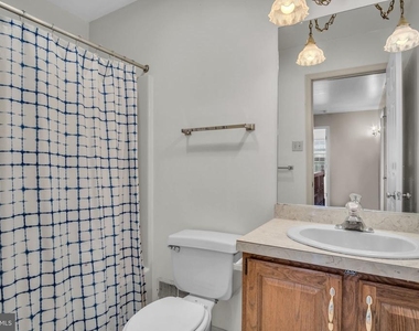 1210 Highlander Way - Photo Thumbnail 20