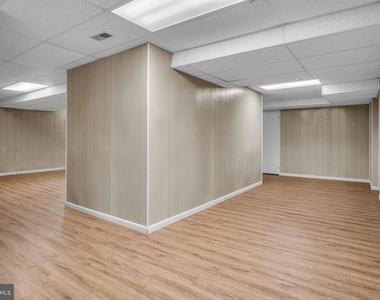 1210 Highlander Way - Photo Thumbnail 22