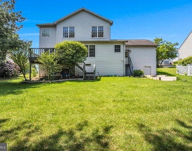 1210 Highlander Way - Photo Thumbnail 23