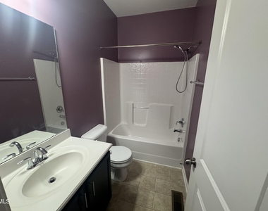1052 Spacious Skies Lane - Photo Thumbnail 23