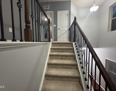 1052 Spacious Skies Lane - Photo Thumbnail 11