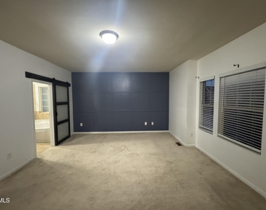 1052 Spacious Skies Lane - Photo Thumbnail 15