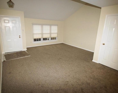 64 Banbury Court - Photo Thumbnail 7