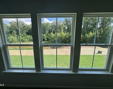 531 Glen Clova Drive - Photo Thumbnail 16