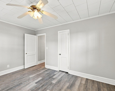 1305 Erwin Road - Photo Thumbnail 15