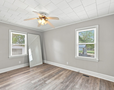 1305 Erwin Road - Photo Thumbnail 14