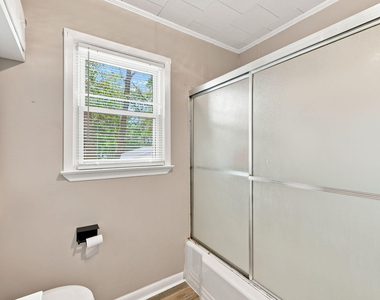1305 Erwin Road - Photo Thumbnail 13