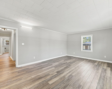 1305 Erwin Road - Photo Thumbnail 22