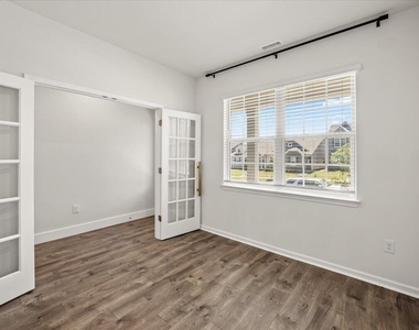 413 Haywood Glen Drive - Photo Thumbnail 26