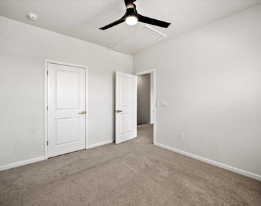 413 Haywood Glen Drive - Photo Thumbnail 28