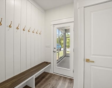 413 Haywood Glen Drive - Photo Thumbnail 41