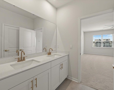 413 Haywood Glen Drive - Photo Thumbnail 22