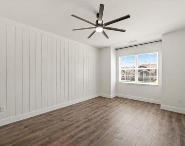 413 Haywood Glen Drive - Photo Thumbnail 15