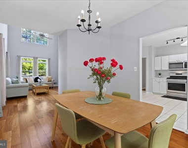 21 Cambridge Court - Photo Thumbnail 7
