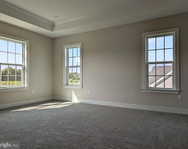 1601 Justin Drive - Photo Thumbnail 7