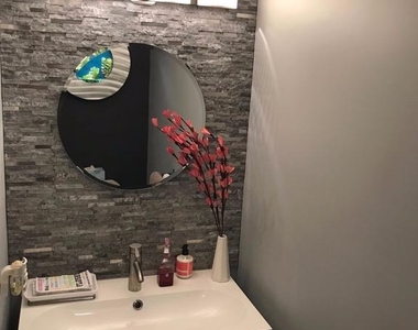 10 Breckenridge Place - Photo Thumbnail 17