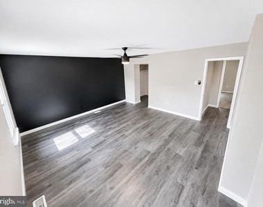 501 Forest Court - Photo Thumbnail 16