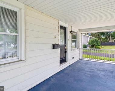 38 Pressey Street - Photo Thumbnail 2