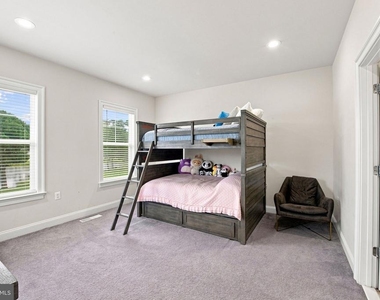10125 Fast Colors Lane - Photo Thumbnail 41