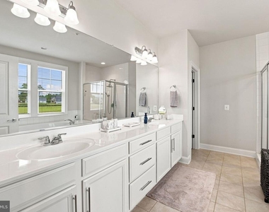 10125 Fast Colors Lane - Photo Thumbnail 35