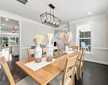 10125 Fast Colors Lane - Photo Thumbnail 23