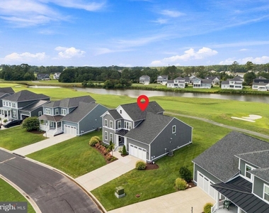 10125 Fast Colors Lane - Photo Thumbnail 58