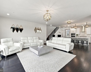 10125 Fast Colors Lane - Photo Thumbnail 12