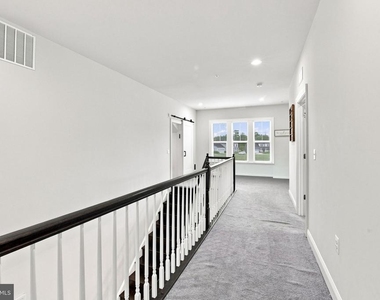 10125 Fast Colors Lane - Photo Thumbnail 47