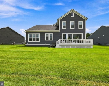 10125 Fast Colors Lane - Photo Thumbnail 5