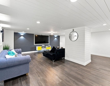 10125 Fast Colors Lane - Photo Thumbnail 28