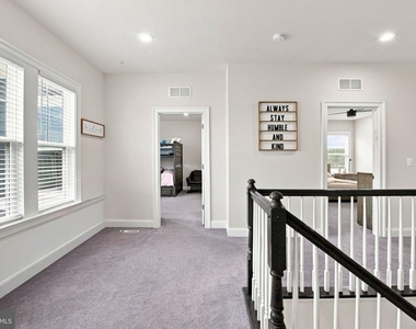 10125 Fast Colors Lane - Photo Thumbnail 46