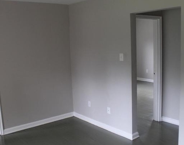 300 Northern Avenue - Photo Thumbnail 6