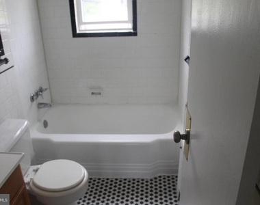 300 Northern Avenue - Photo Thumbnail 10