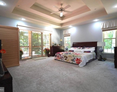 15401 Jamies Way - Photo Thumbnail 22