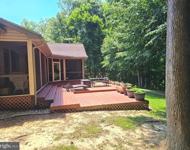 15401 Jamies Way - Photo Thumbnail 11