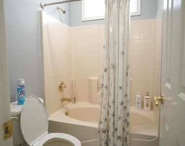 15401 Jamies Way - Photo Thumbnail 32