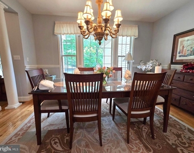 15401 Jamies Way - Photo Thumbnail 37