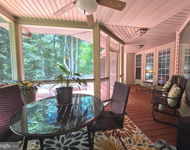 15401 Jamies Way - Photo Thumbnail 46