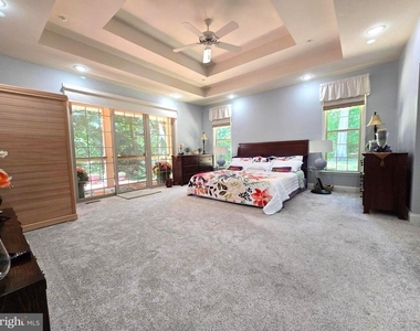 15401 Jamies Way - Photo Thumbnail 51