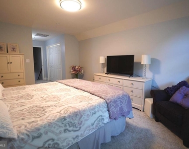15401 Jamies Way - Photo Thumbnail 28