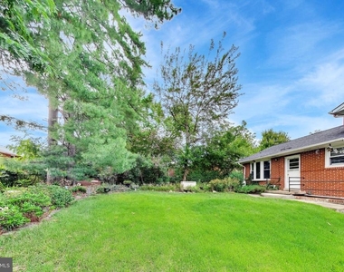 3510 Marlbrough Way - Photo Thumbnail 42
