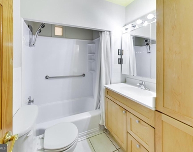 3510 Marlbrough Way - Photo Thumbnail 25
