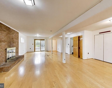 3510 Marlbrough Way - Photo Thumbnail 26