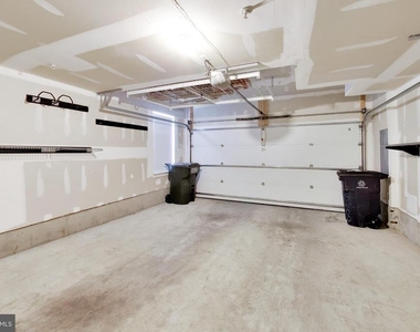 5600 45th Avenue - Photo Thumbnail 37
