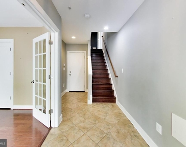5600 45th Avenue - Photo Thumbnail 4