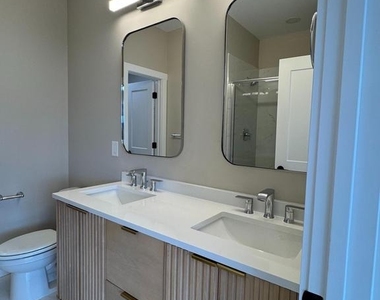 4403 Oglethorpe Street - Photo Thumbnail 10
