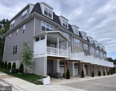 4403 Oglethorpe Street - Photo Thumbnail 1