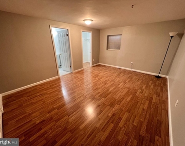 9615 Huxley Drive - Photo Thumbnail 4